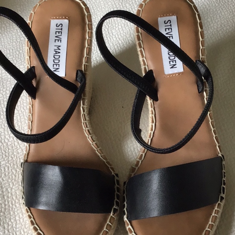 Steve Madden brand new sandal
